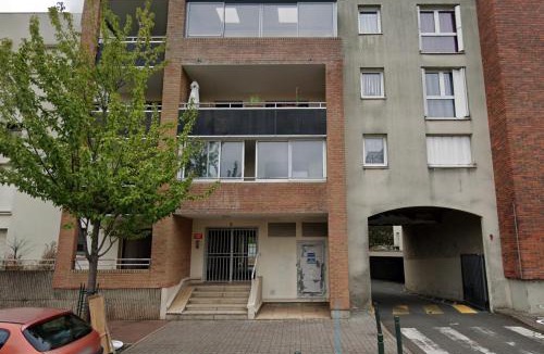 Courcouronnes Apartment | Luxueux Appartement Evry Centre - Parking - RER à 10 min