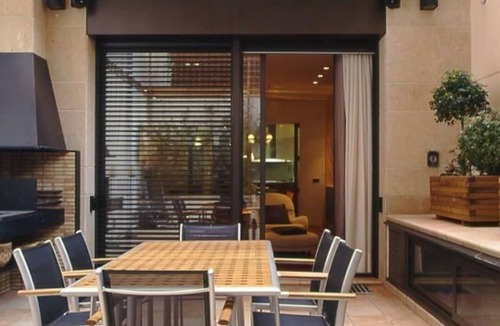 Sant Andreu de Palomar House | Luxuriöse Villen in Barcelona by Interhome