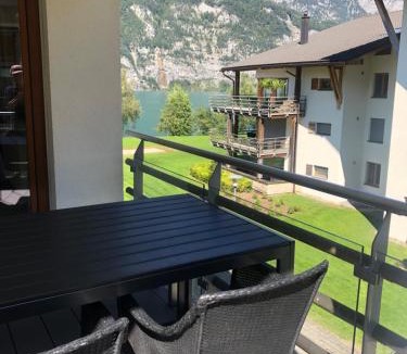 Unterterzen Apartment | Luxuriöses Galerie-Penthouse direkt am Walensee