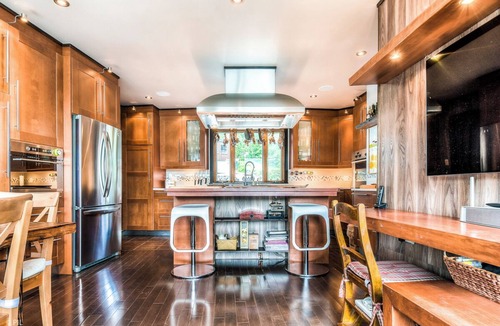 Sainte-Agathe-des-Monts House | Luxurious property in the Laurentians on the shores of majestic Lac des Sables