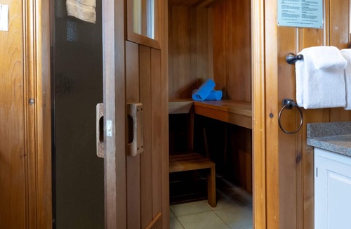 Sainte-Agathe-des-Monts Ski Chalet | Luxurious for 2