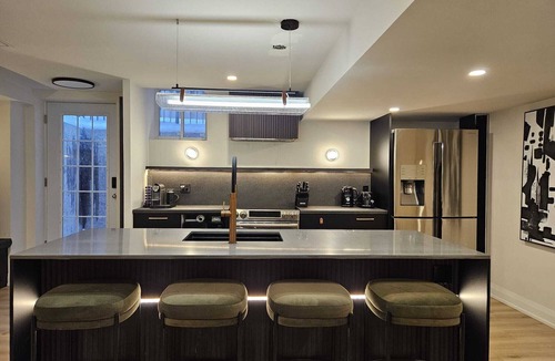 Stouffville Apartment | Luxurious Modern 2 Bedroom Apartment