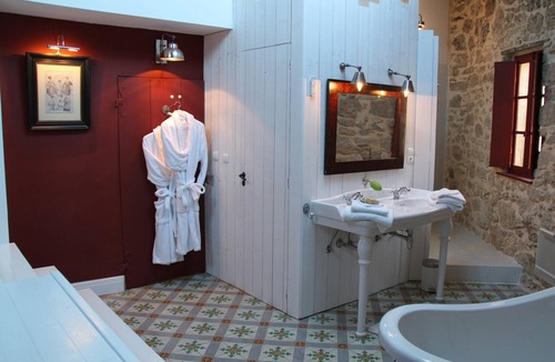 Saint-Jean-de-Minervois Other | Luxurious charming house. Securing and warming pool. 10 rooms 9 bathrooms