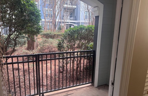 Northlake Apartment | Luxurious 1 bedroom Apartment