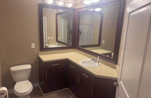 Northlake Apartment | Luxurious 1 bedroom Apartment