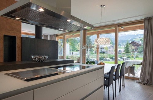 Flims Apartment | Luxurious 130m2 apartment (3.5 rooms).