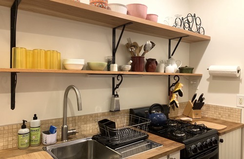 Hollywood Heights Apartment | Luxurious 1600ft, Hollywood Hills NEW LISTING!
