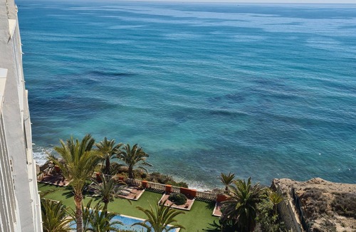 Coveta Fuma Apartment | Luxurious 1st Line Top-floor Apartment With Direct Sea Access