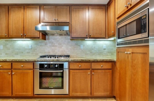 Livermore House | Luxurious 2 bed 2 bath Townhome