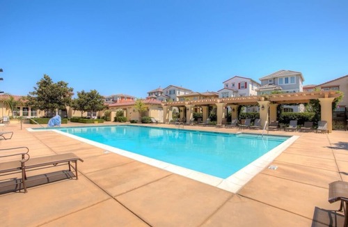 Livermore House | Luxurious 2 bed 2 bath Townhome