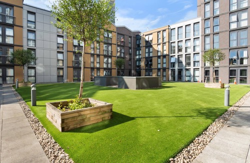 The Westside Apartment | Luxurious 2 bed central apartment