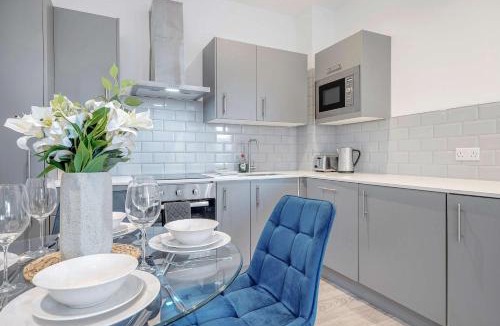 Coulsdon West Apartment | Luxurious 2 Bedroom Apartment