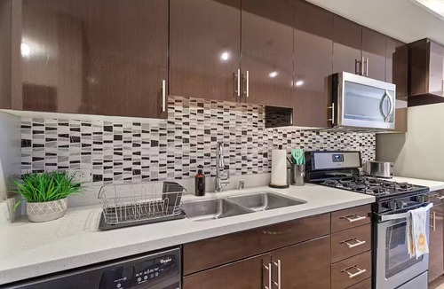 Westpark Apartment | Luxurious 2Bed 2Bath Retreat in Prestigious Irvine