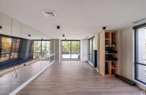 Inner Belt Apartment | Luxurious 2BR - 2BA Apt at Hyatus