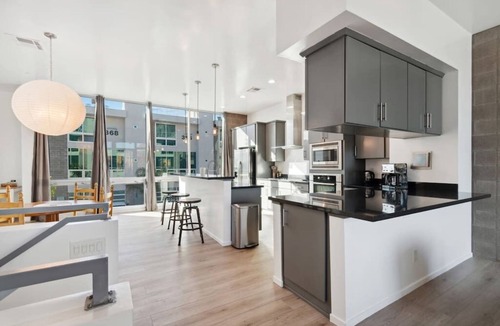 Riverside Apartment | Luxurious 2BR Loft with Balcony