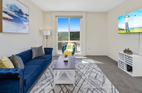 Carmel Valley Apartment | Luxurious 2BR Suite! Gym l Parking l Spa l Pool