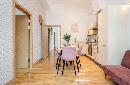 Goodmayes Apartment | ✪ Luxurious 3 Bed Flat✪ Dagenham ✪ London