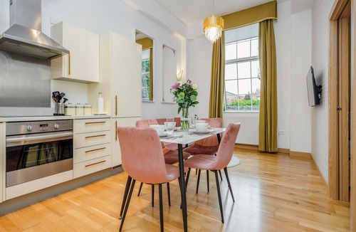 Goodmayes Apartment | ✪ Luxurious 3 Bed Flat✪ Dagenham ✪ London