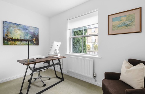 Braintree House | Luxurious 3 Bed House with Free Parking