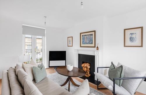 Braintree House | Luxurious 3 Bed House with Free Parking