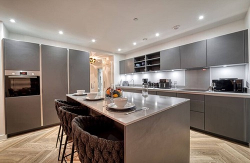 Convention Quarter Apartment | Luxurious 3-Bedroom Apartment