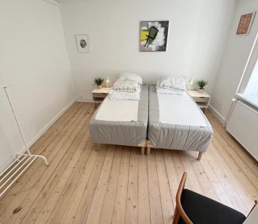 Aalborg Apartment | Luxurious 3 bedroom apartment near Jomfru Ane Gade