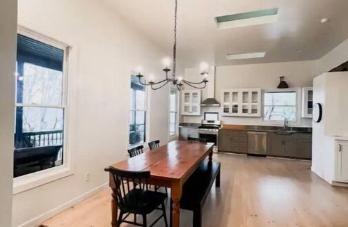 Angels Camp House | Luxurious 3-BR Home: BBQ Grill, Hot Tub & Fire Pit