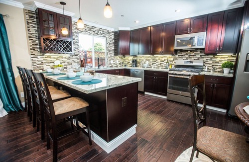 East Palo Alto House | Luxurious 4 Bedroom & 3 Bath Home