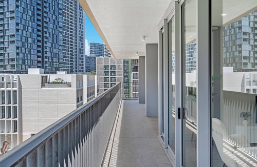 Lidcombe Apartment | Luxurious 4-Bedroom Apartmentnn