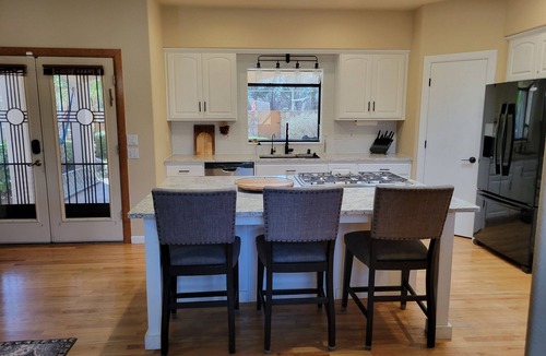 Mesilla Other | Luxurious 4-bedroom farmhouse with pool and upscale amenities located in Mesilla