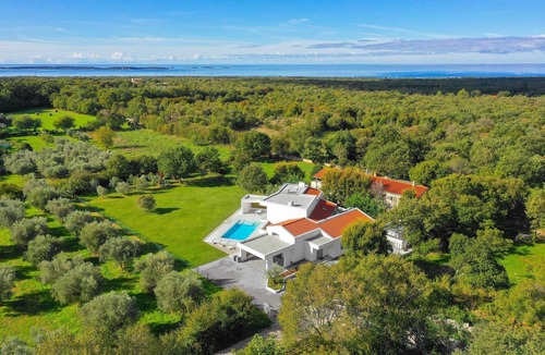 Gajana Villa | Luxurious 4-bedroom Villa Brioli in Istria
