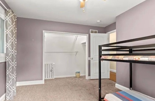Canton Villa | Luxurious 4 Villa Bedroom