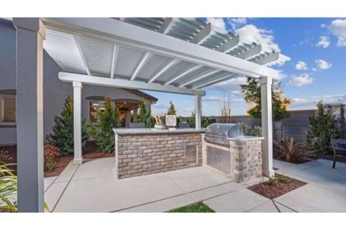 Roseville Villa | Luxurious 4BR Villa!