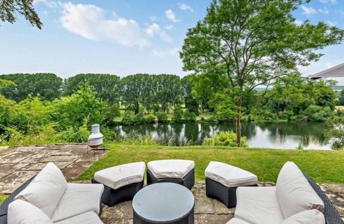 Cookham Dean House | Luxurious 5 Bedroom House in Cookham near Marlow