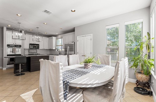 Falconhead House | Luxurious 5-bedroom Rental with Pool, Hot Tub and Putting Green!
