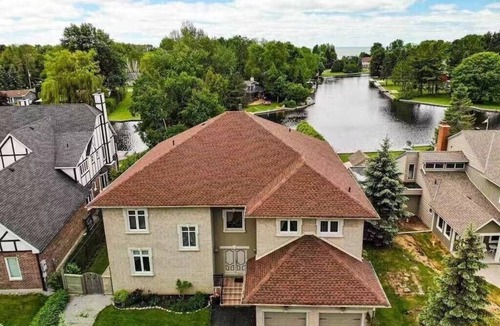Lagoon City Villa | Luxurious 5 BR/3.5 BA Waterfront Over 5000 SqFt