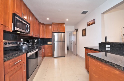 Miramar House | Luxurious 5bed and 3bath