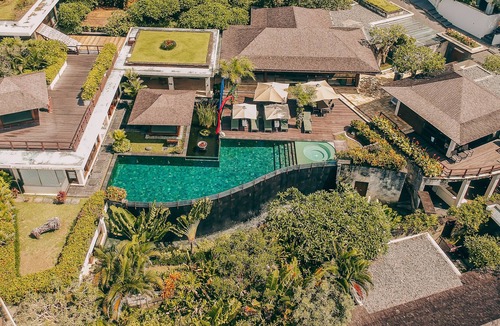 Kutuh Villa | Luxurious 5BR villa with private pool on an oceanfront cliff in Nusa Dua