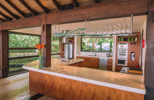 Kutuh Villa | Luxurious 5BR villa with private pool on an oceanfront cliff in Nusa Dua