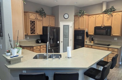 Fair Oaks House | Luxurious 5BR w/Pool Oasis in Fair Oaks, CA