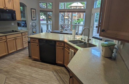 Fair Oaks House | Luxurious 5BR w/Pool Oasis in Fair Oaks, CA