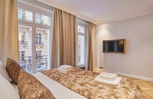 Ternes Apartment | Luxurious airconditioned apartment Arc de Triomphe