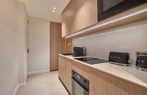 Ternes Apartment | Luxurious airconditioned apartment Arc de Triomphe