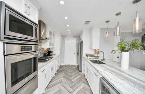 Barker House | Luxurious and elegant atmosphere.