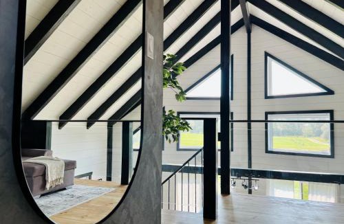 Trois-Rives Ski Chalet | Luxurious and Private Chalet Le Million
