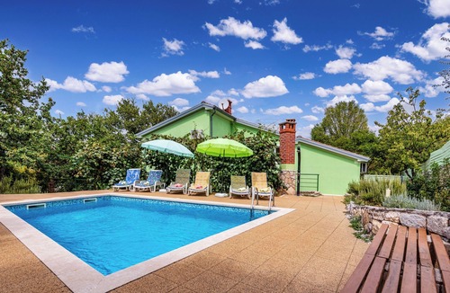 Kapelica Villa | Luxurious and romantic, family-friendly, private pool and garden