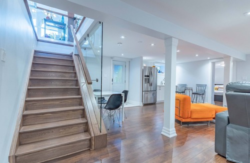 Burlington House | Luxurious and Spacious 4BR Home Near Downtown