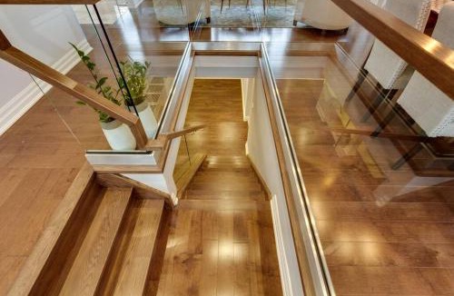 Burlington Villa | Luxurious and Spacious 4BR Home Near Downtown