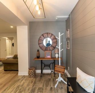 Sheridan Apartment | Luxurious and Spacious Apartment with 2 bedrooms and 2 Baths