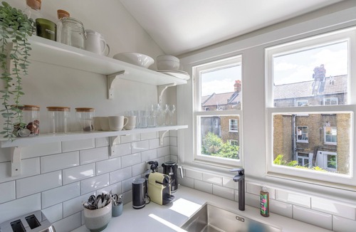 Ferndale Condo | Luxurious and Well-Designed 3BD flat, Clapham